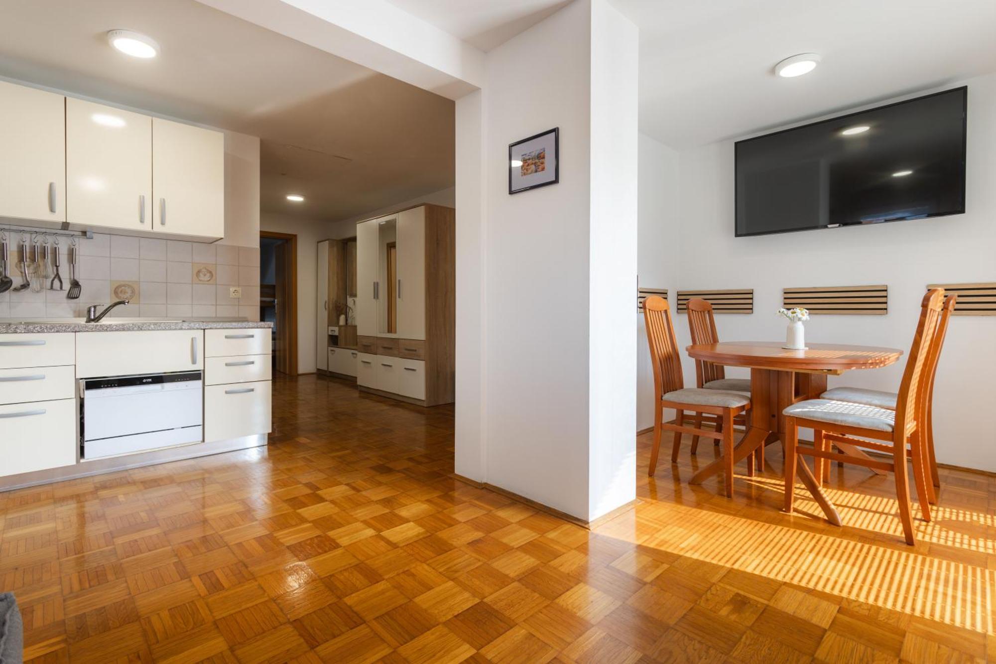 Apartment Leonid