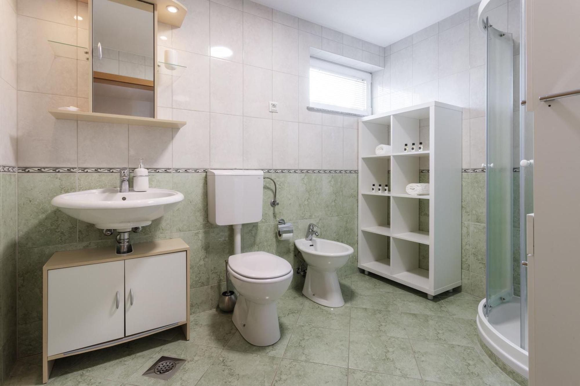 Leonid Apartment Podcetrtek